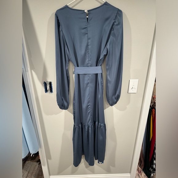 Shein dress - Picture 2 of 2